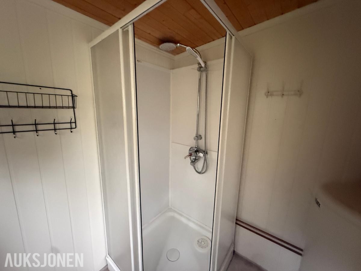 Mobil sanitærvogn med WC, dusj og varmtvann